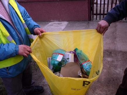Oradea, tot mai eco: Lună de lună, muncitorii RER Ecologic Service colectează tot mai multe deşeuri reciclabile